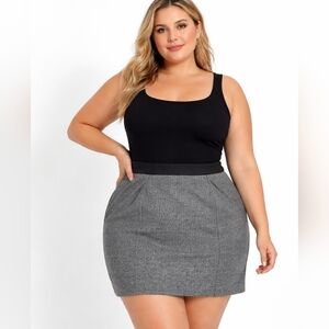 Reitmans Gray Herringbone Mini Skirt with Black Waistband,Classic Chic, Size 18